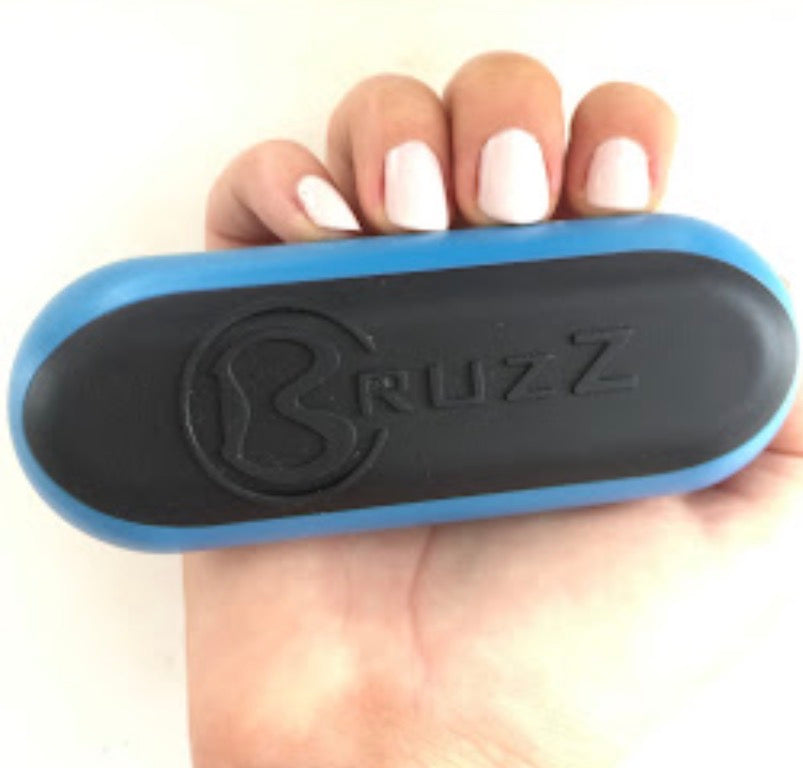 Bruzz Nail Brush Blue
