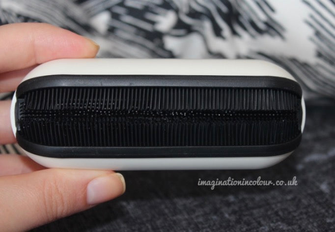 Bruzz Nail Brush White
